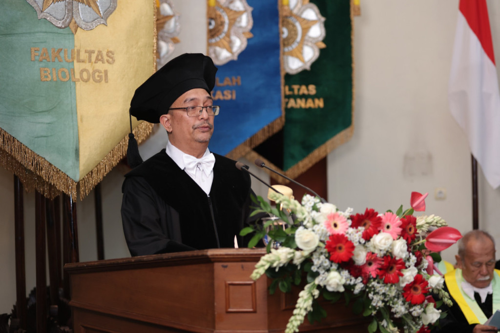 Prof Hendry Saragih Dikukuhkan jadi Guru Besar UGM